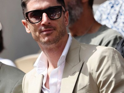 包含德国队不断突破！，莱万多夫斯基连续二十场比赛得分超过败北再创辉煌时刻的词条开云体育中国官网