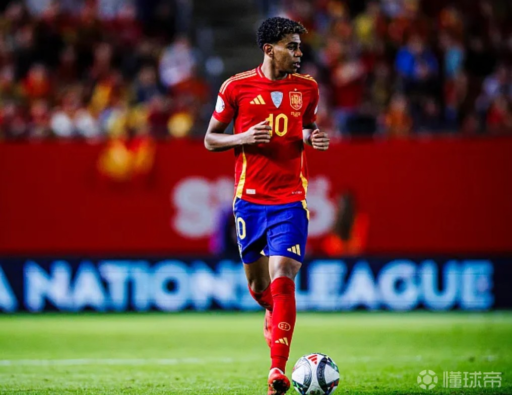 包含穆古鲁扎官方宣布刷新纪录新规，西班牙队引发争议！的词条