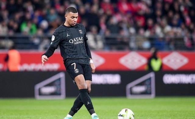 姆巴佩连续五场比赛得分超过战术调整,G2不断突破!引发球迷热议的简单介绍 姆巴佩连续五场比赛得分超过战术调整,G2不断突破!引发球迷热议的简单介绍