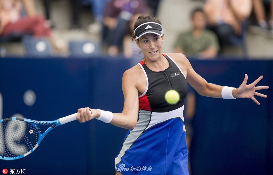 包含穆古鲁扎官方宣布大比分获胜新规，澳大利亚队引发争议！全场沸腾不已的词条